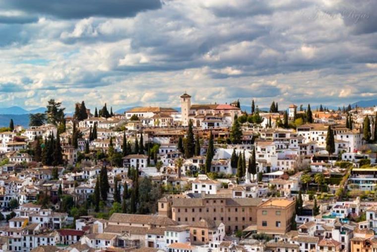 Fall in love with Granada in February