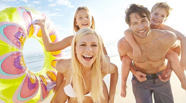 Disfruta de las mejores playa en Familia en Hoteles Elba