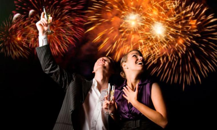 Celebrate the Christmas holidays with a New Year's Eve party