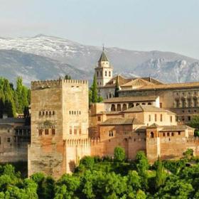 Cinco planes para una escapada otoñal a Granada