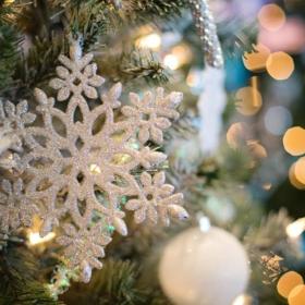 Descubre las decoraciones navideñas