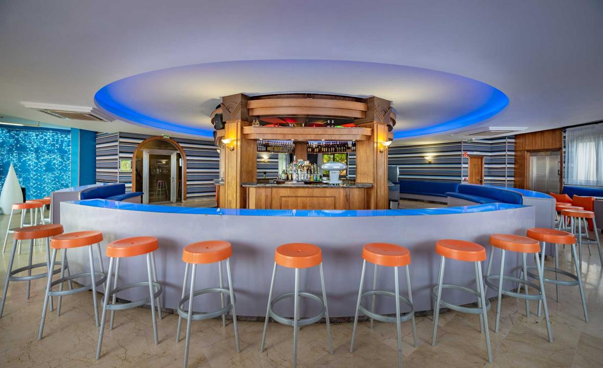 Bar Cafetería Elba Lucía