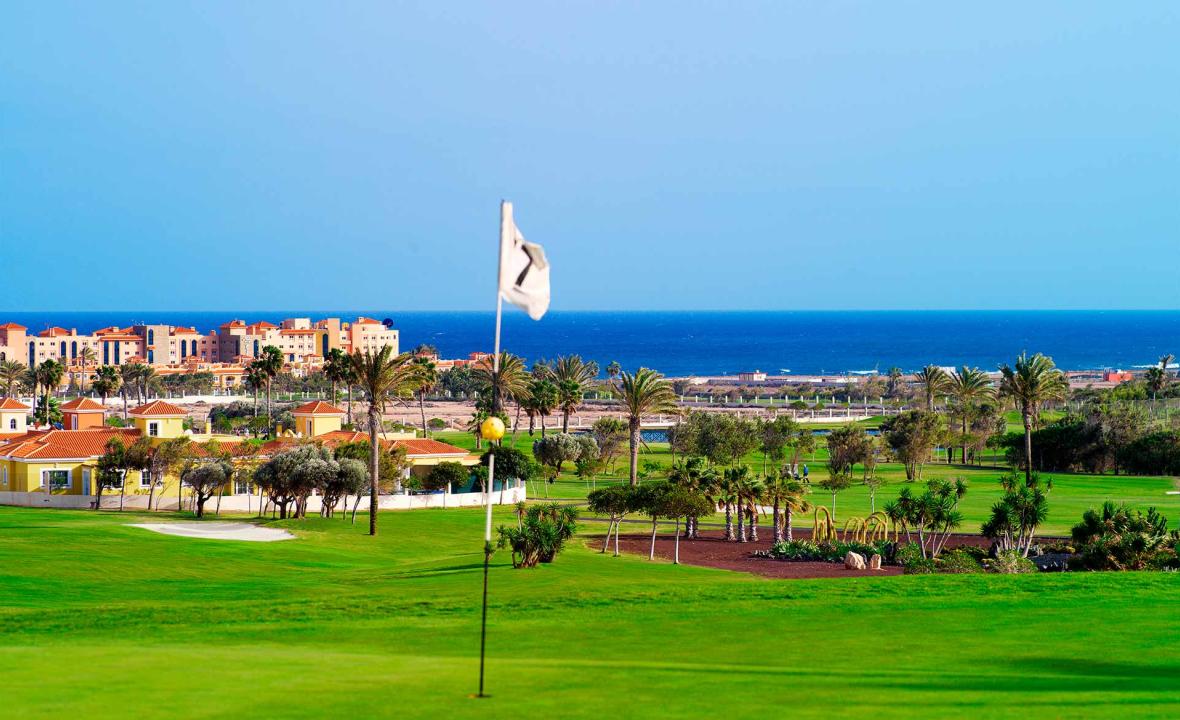 Golf con vistas al Hotel Elba Sara