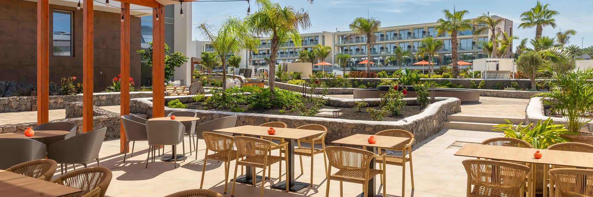 Terraza Restaurante Buffet "The Dunes", Elba Corralejo Resort & Spa