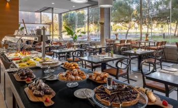 Desayuno Buffet Elba Almería