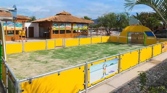 Pista de juegos exterior Mini Club 