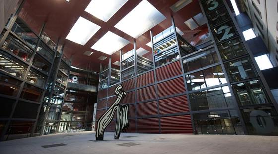 Reina Sofia Museum. Nouvel Building. Central Courtyard. Photography: Joaquín Cortés/Román Lores
