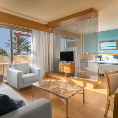 Sala de estar en Junior Suite, Elba Carlota