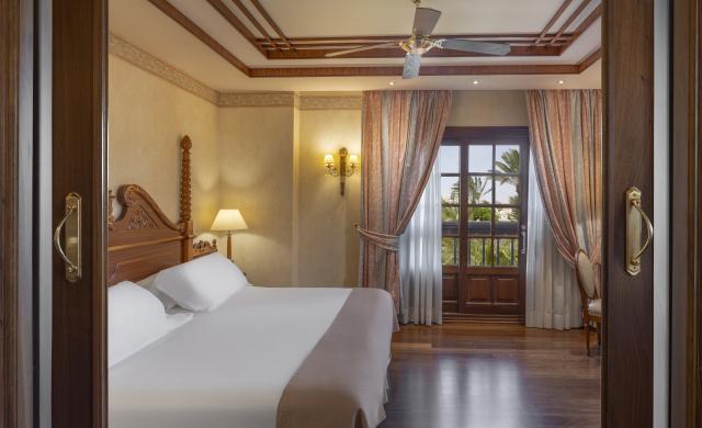 Suite Elba Palace