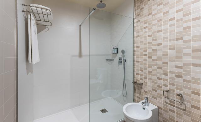 Baño en Suite, Elba Costa Ballena
