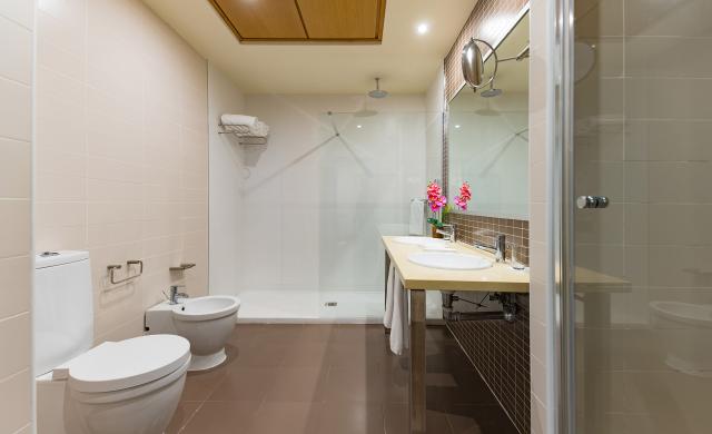 Baño en Suite, Elba Costa Ballena
