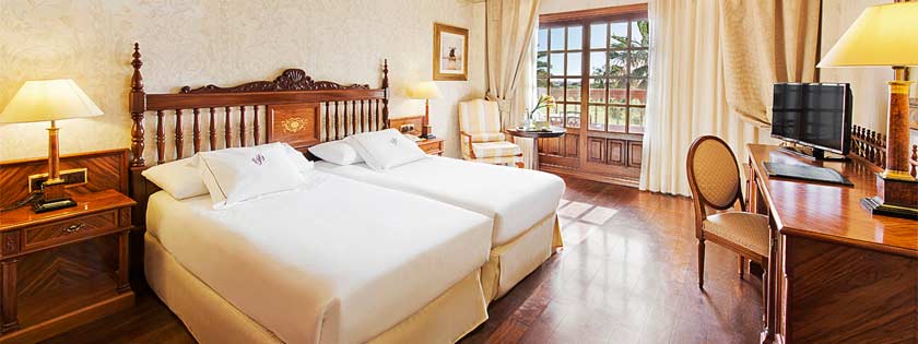 Espaciosa habitación doble Deluxe en Elba Palace Golf