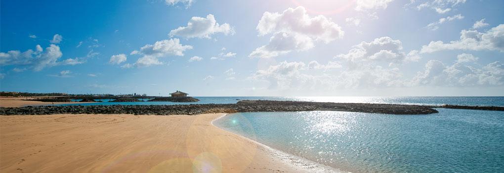 Vista de la playa en la isla de Fuerteventura 